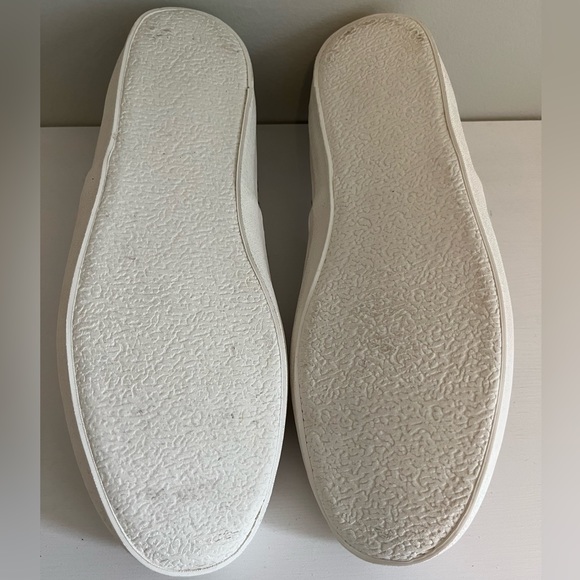 Canvas Striped Sneaker Size 9 - Picture 3 of 3